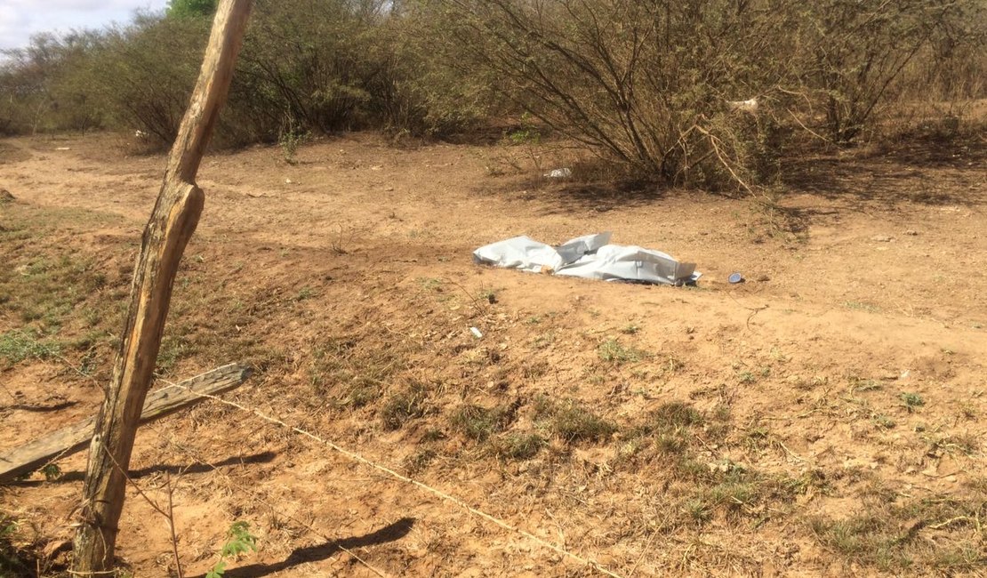 Jovem é encontrado morto na zona rural de Arapiraca