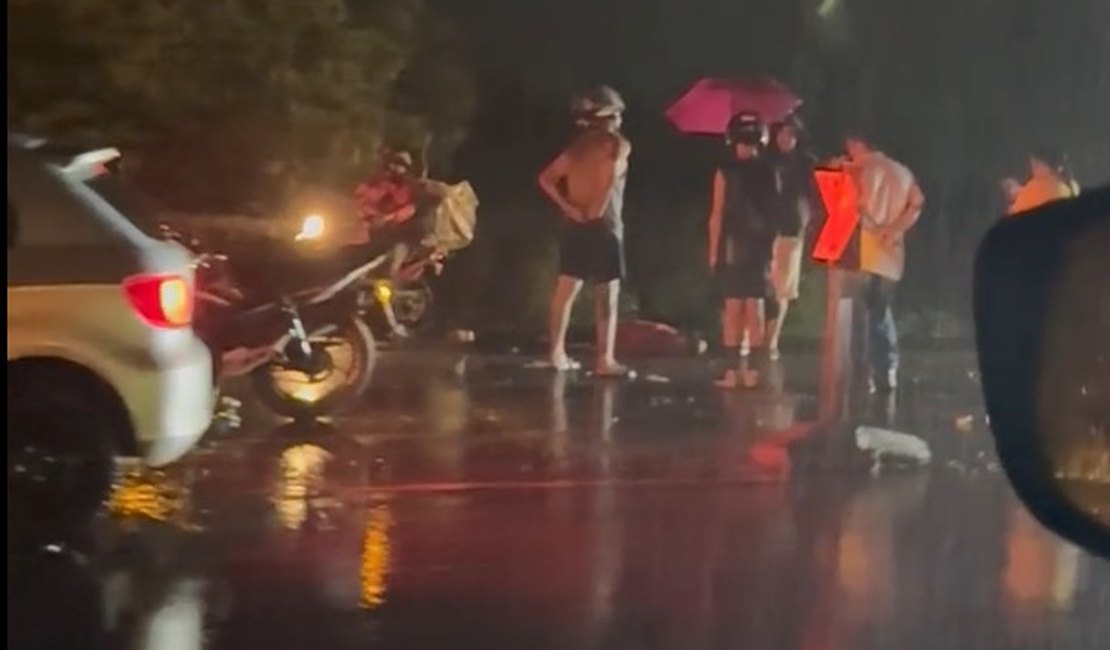 VÍDEO. Grave acidente deixa motociclista ferido entre as cidades de Palmeira e Igaci