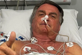 Bolsonaro é submetido a cirurgia em hospital particular de Brasília