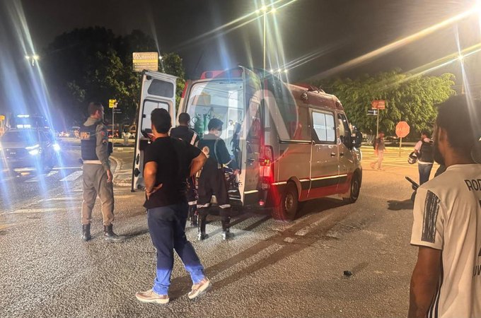 Motorista faz retorno proibido e causa acidente em Arapiraca; motociclista ficou ferido