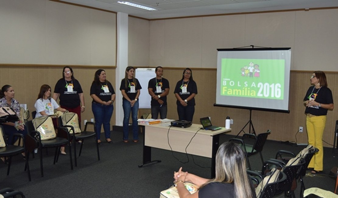 Curso aprimora gestão do Cadastro Único e Bolsa Família em Alagoas