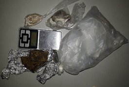 Operação policial prende cinco suspeitos de homicídios e tráfico de drogas em Atalaia