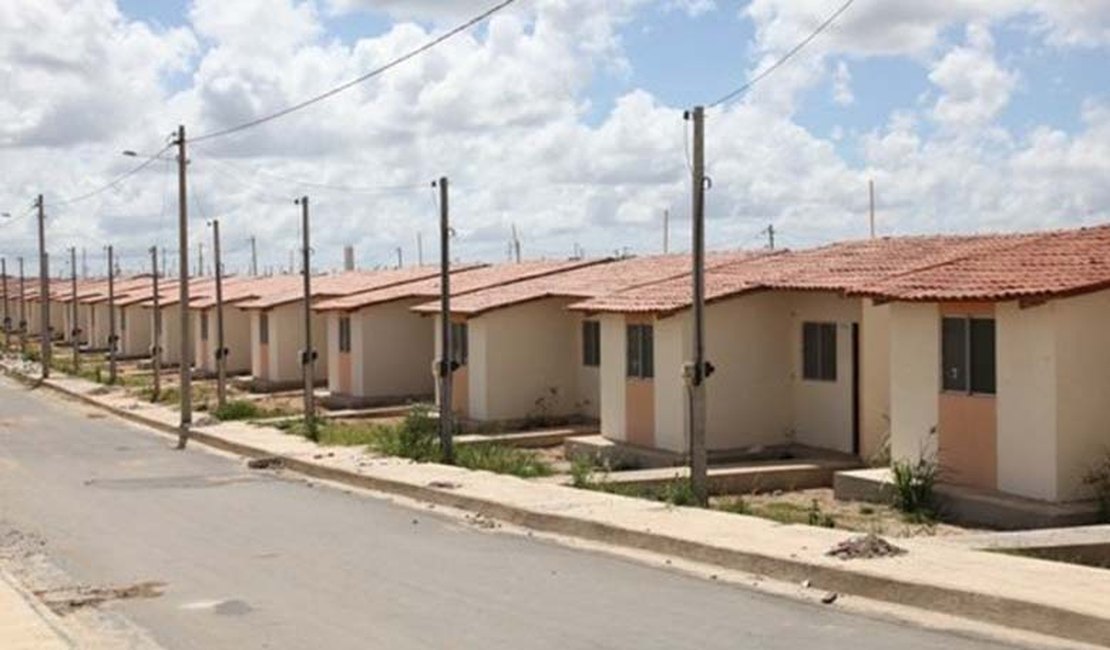 Mais de 300 famílias recebem ordem para desocupar residencial em Rio Largo