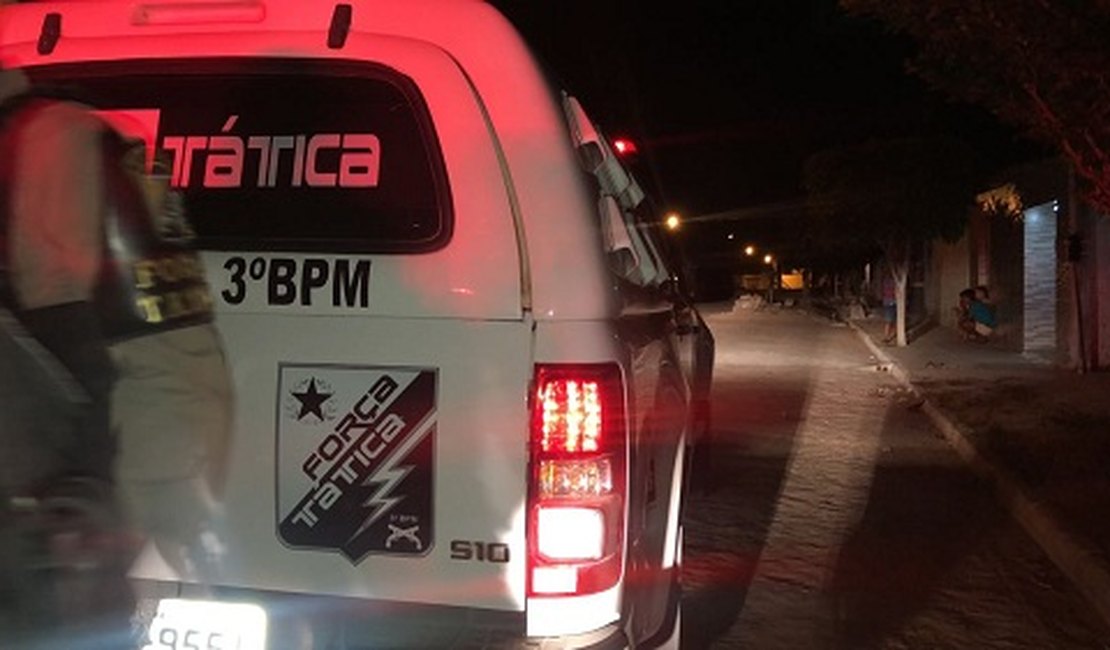 Polícia captura suspeito de atear fogo em homem no Nilo Coelho, em Arapiraca