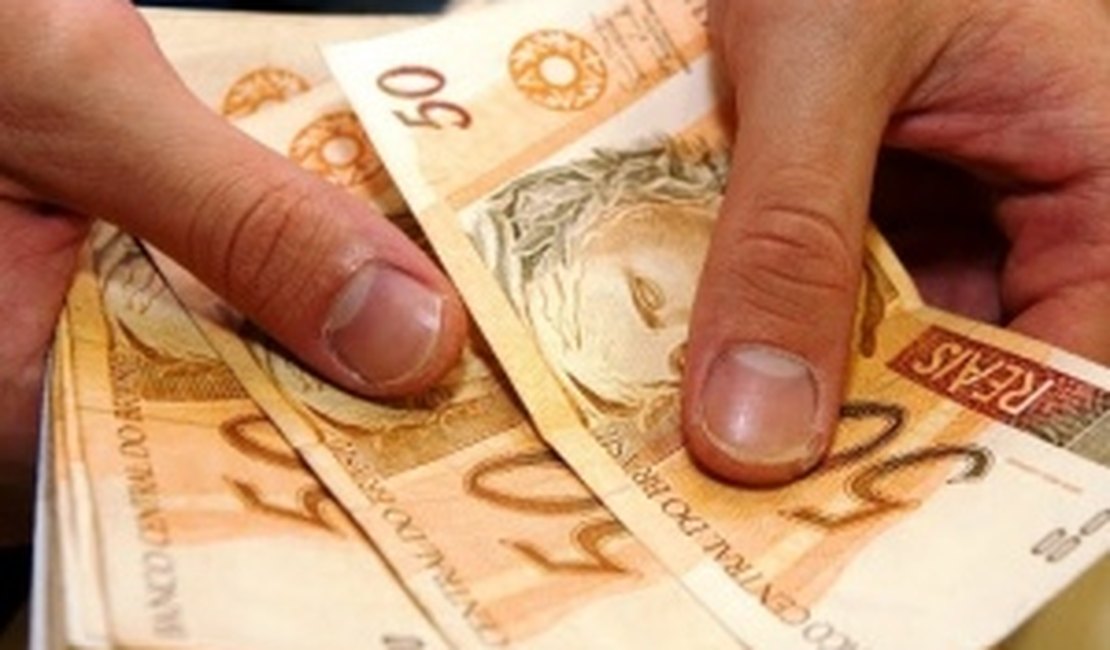 Governo tem a estimativa de que o salário mínimo fique abaixo de R$  1 mil em 2019