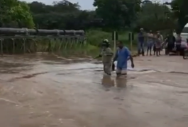 VÍDEO. Desvio que dá acesso a Feira Grande volta a ficar interditado por causa das chuvas; veja alternativas