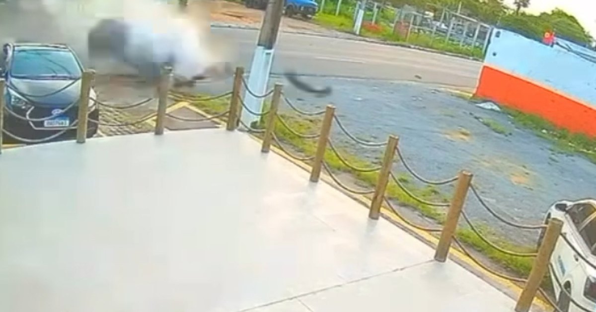 Tragédia em Maceió: Jovem de 21 anos Morre em Acidente de Carro