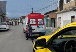 Homem é baleado dentro de estabelecimento no bairro Brasília, em Arapiraca