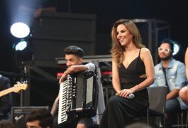 No Altas Horas, Wanessa conta história sobre uso de esperma como fixador de cabelo