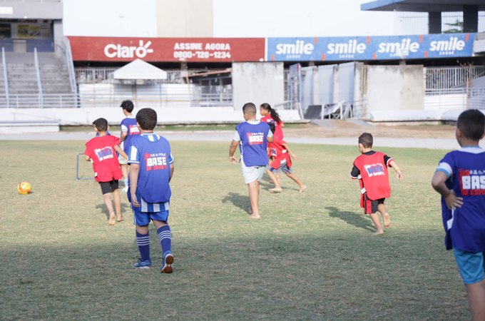 Jogando pela paz: iniciativa do MPAL promove tarde de lazer para filhos de torcedores do CSA e CRB