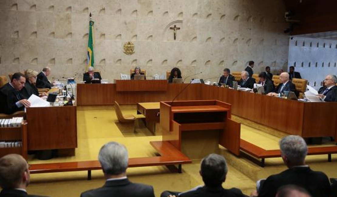 Maioria do Supremo mantém Renan Calheiros na presidência do Senado