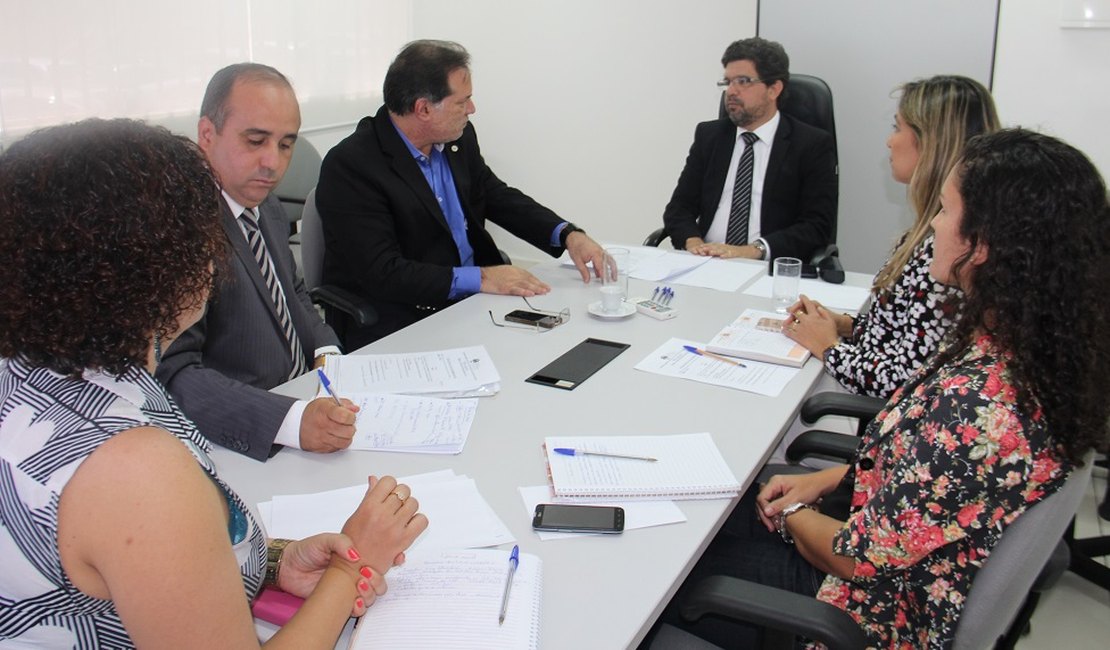 Justiça e SSP se unem para coibir adoções ilegais em Alagoas