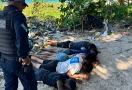 Cinco suspeitos são presos escondendo mais de 50 pedras de crack, em Maceió
