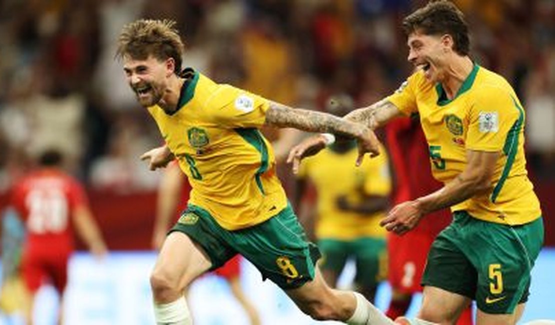 Com golaço, Austrália surpreende a Turquia e estreia com vitória na Copa