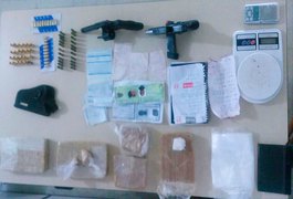 Polícia Civil apreende 3 kg de crack, armas e mais de 60 munições na capital
