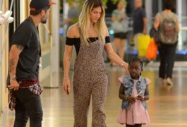 Giovanna Ewbank conta que levou bronca da escola da filha Titi