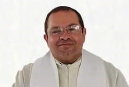 Com Covid-19, padre de Arapiraca permanece na UTI