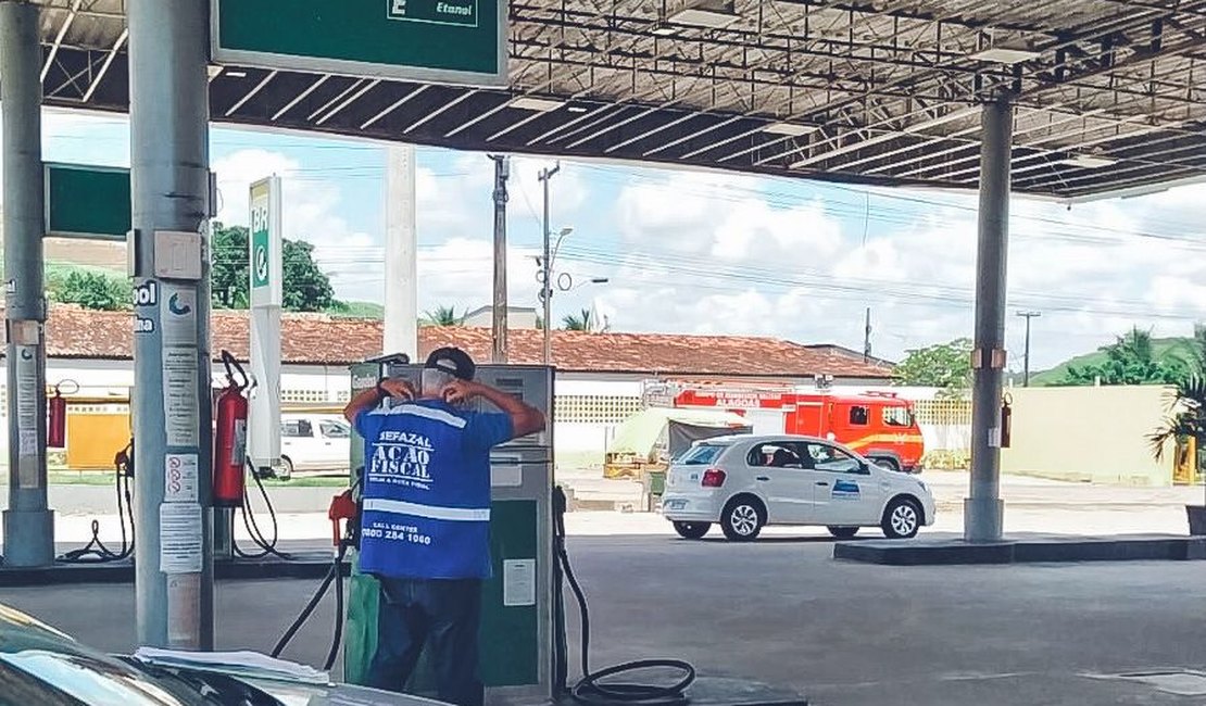 Sefaz flagra cerca de 240 mil litros de combustíveis comercializados sem nota fiscal no interior alagoano