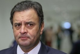 PSDB pede posse de Aécio e cassação do registro de Dilma