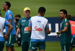 Ancelotti testa time e indica escalação do Brasil para a estreia