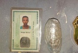 Mulher tenta entrar em penitenciária de Maceió com maconha e é presa