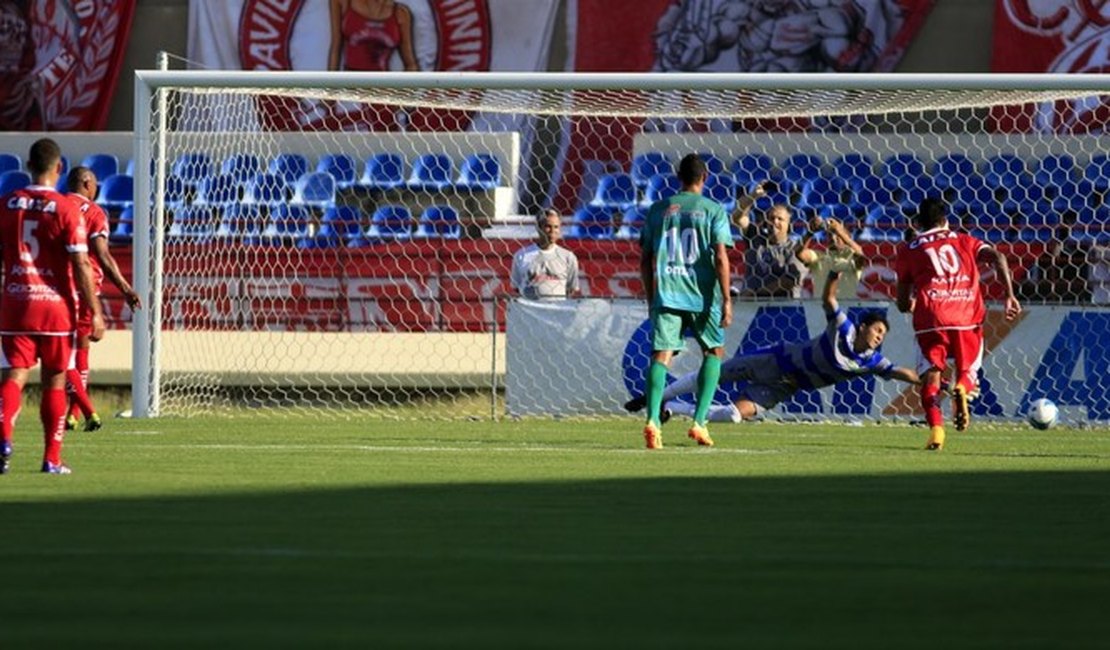 CRB vence o amistoso contra o Coruripe no Estádio Rei Pelé