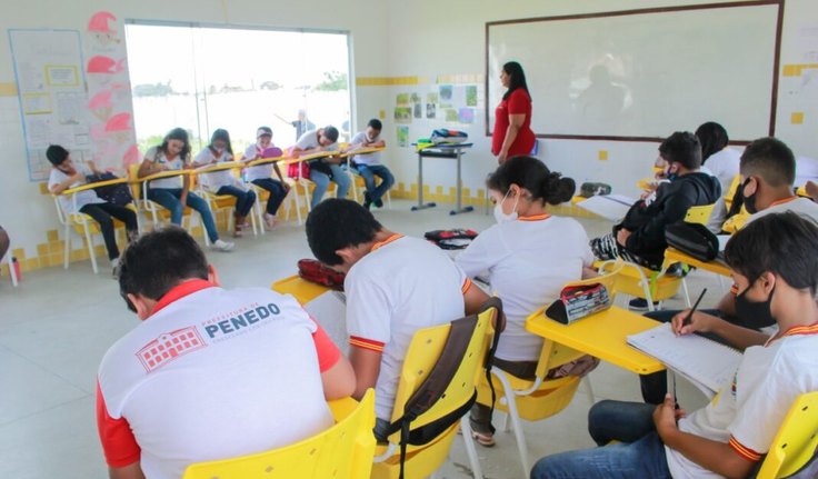 Prefeitura de Penedo supera meta do IDEB para turmas dos anos finais