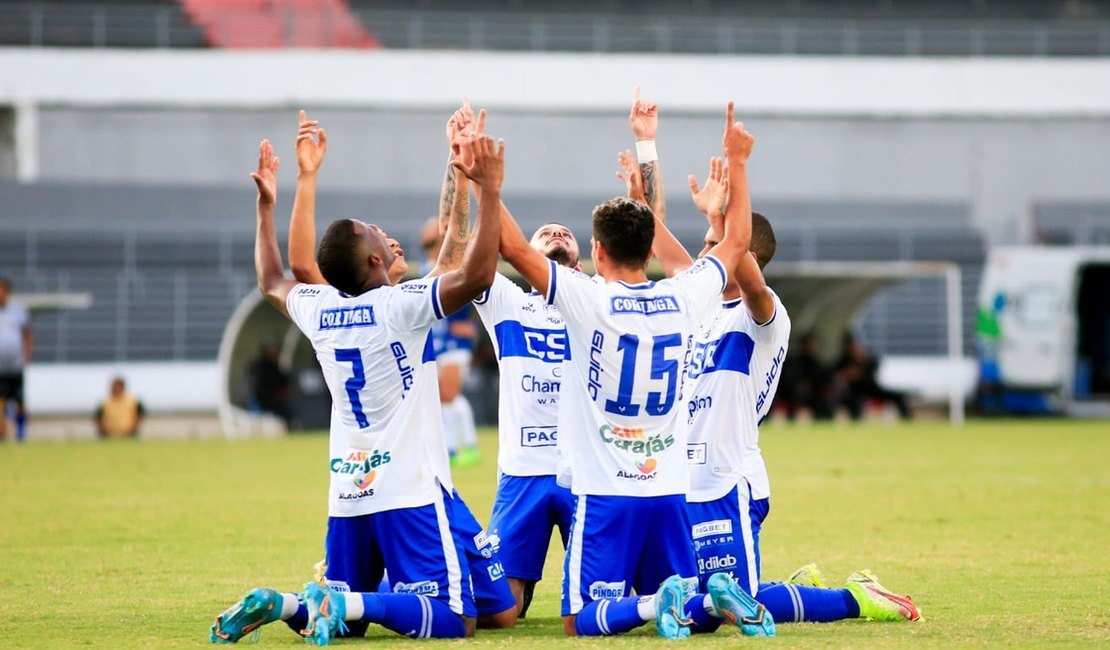 CSA vence o Cruzeiro por 1 a 0 no Estádio Rei Pelé, em Maceió