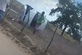 Carro capota após colisão com poste no Sertão alagoano
