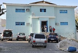 Agricultor tem faca cravada nas costas na sexta-feira da paixão em Santana