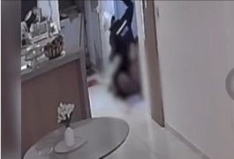 Vídeo mostra o assassinato da babá pelo ex-companheiro da patroa em Maceió