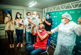 Campanha de vacinação contra o Coronavírus em Penedo avança e ultrapassa meta