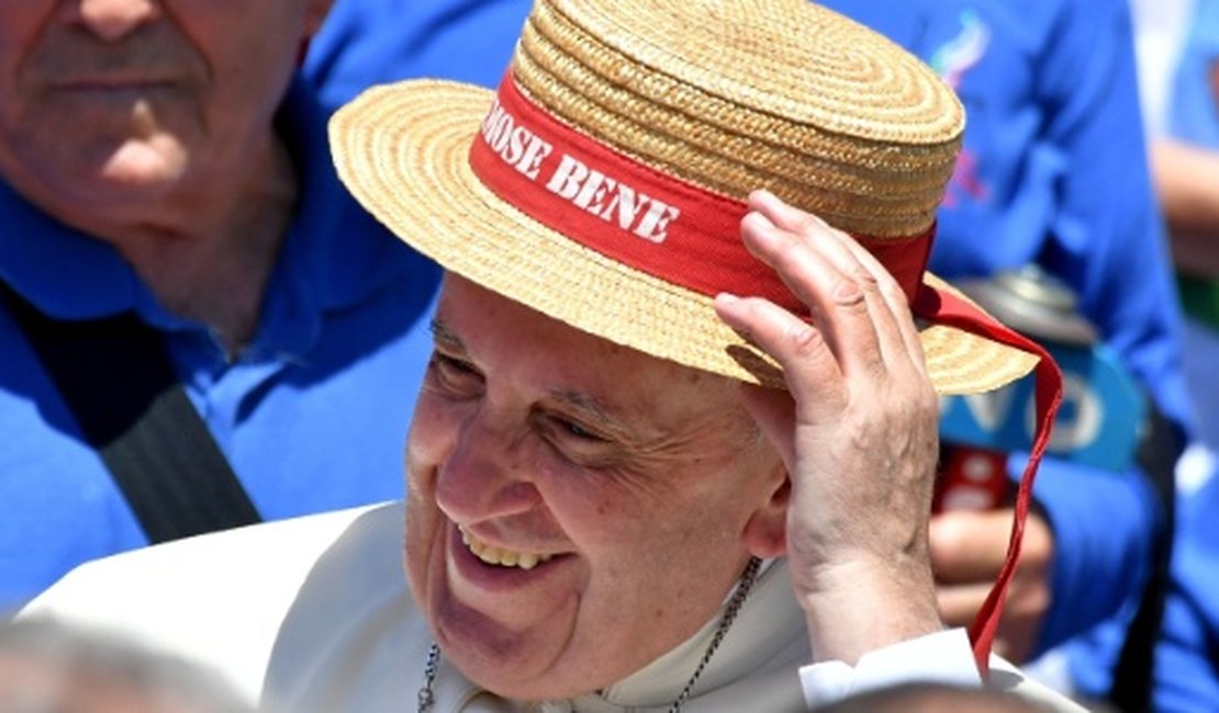 Para papa, cristãos devem pedir desculpas aos gays