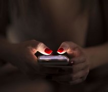 Você sabia que seu celular lhe escuta o tempo todo?