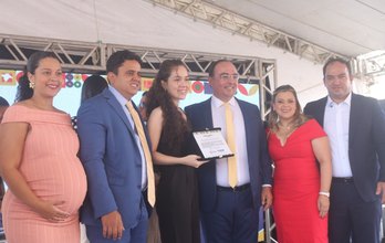 Solenidade festiva e entregas nos 78 anos de Junqueiro