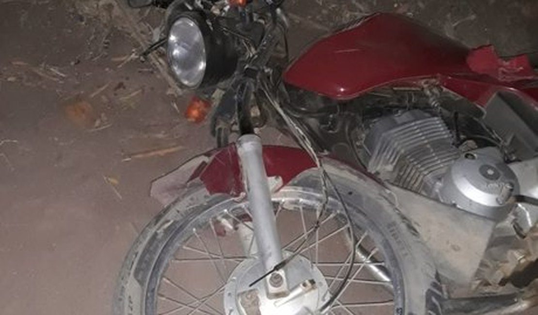 Motociclista sobra na pista cai de veículo e morre na zona rural de Lagoa da Canoa