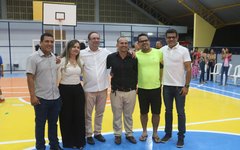 Prefeitura entrega ginásio poliesportivo no bairro Boa Vista