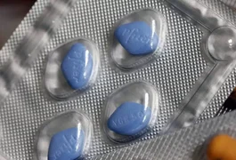 Amputação do pênis e visão vermelha: Saiba o que pode acontecer se você exagerar no viagra