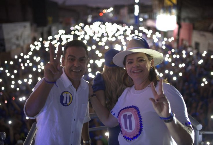 Milhares de mulheres tomam as ruas de São Sebastião em apoio à Charles Pacheco prefeito e Patrícia vice (PP)