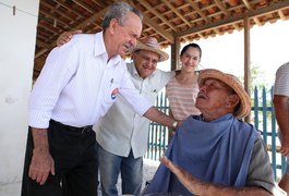 Biu de Lira recebe apoio em Girau do Ponciano e defende mais investimentos em habitação