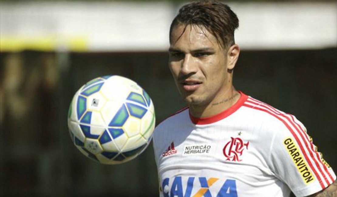 Flamengo se mexe para não perder Guerrero durante amistosos do Peru