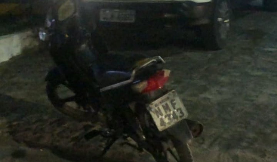 Embriagado e com identidade falsa, motociclista é preso na Orla de Maceió