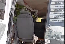 Capotamento de van deixa ocupantes do veículo feridos em Pilar