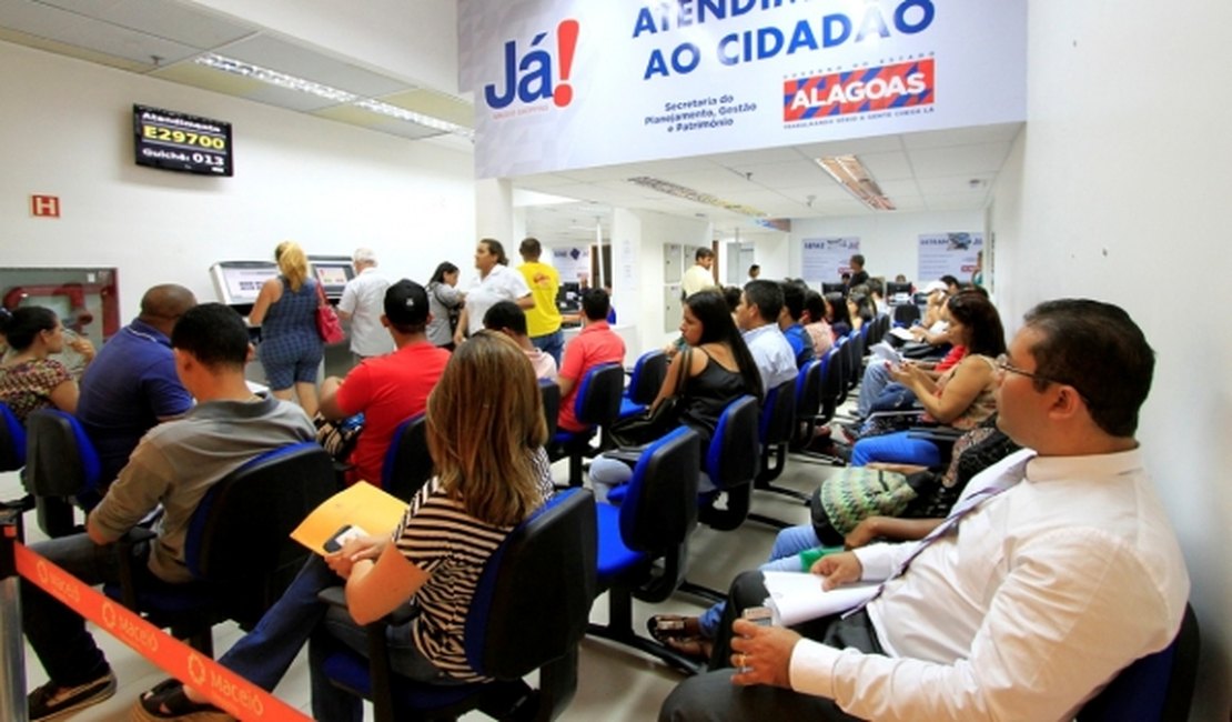 Detran tem horário especial nesta quinta nas Centrais Já! de Maceió