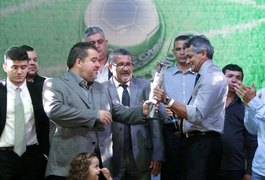 Festa premia melhores do Campeonato Alagoano 2015