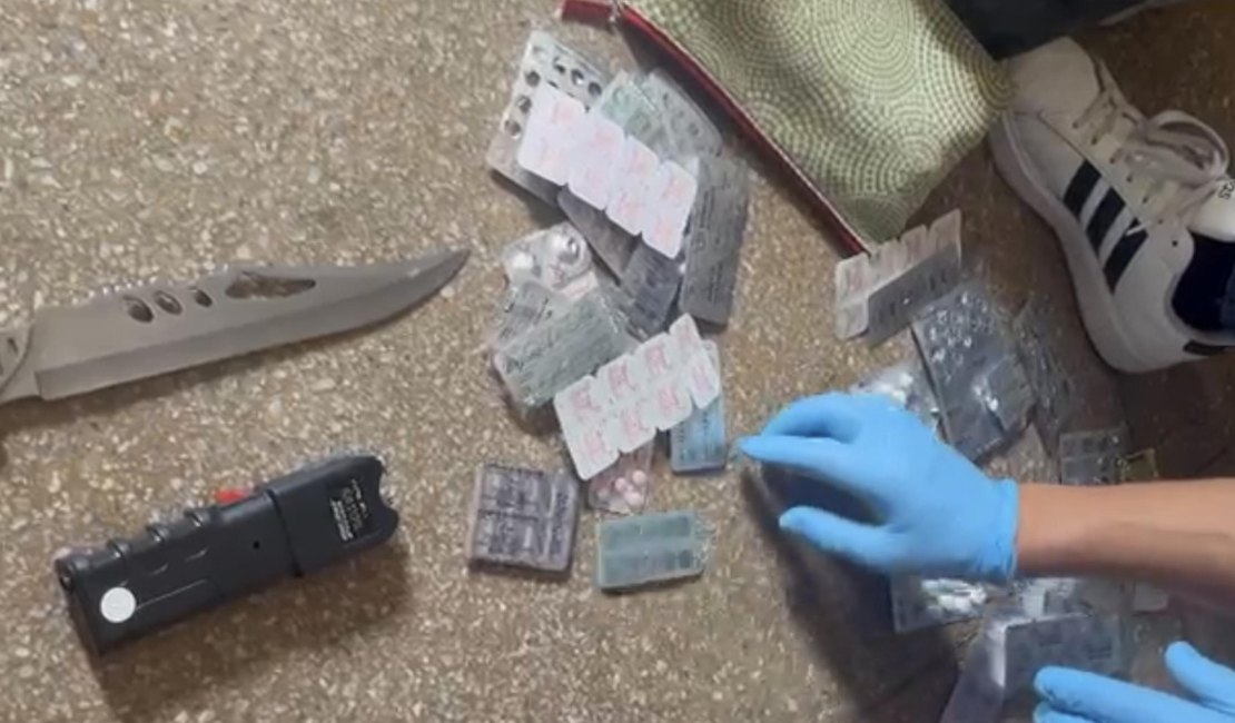 Caso Claudia Pollyane: Polícia Civil apreende medicamentos controlados em residência ligada a clínica investigada