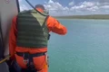Bombeiros realizam buscas aéreas por homem desaparecido no Rio São Francisco, em Alagoas