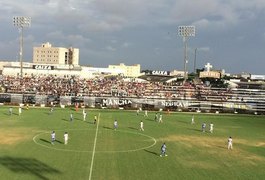 ASA joga mal, tem jogador expulso e acaba goleado em pleno Coaracy da Mata