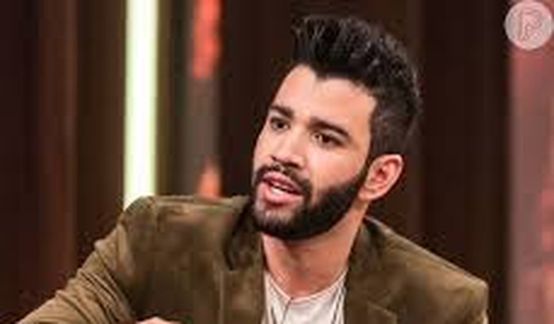 Cantor Gusttavo Lima se envolve em acidente após sair de fazenda, em Goiás