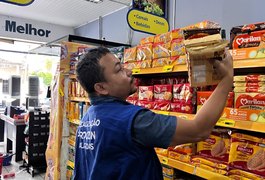 Procon Alagoas autua mercados  por venda ilegal de produtos vencidos no interior de Alagoas